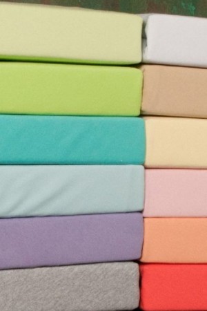 6050 Простыня трикотажная на резинке